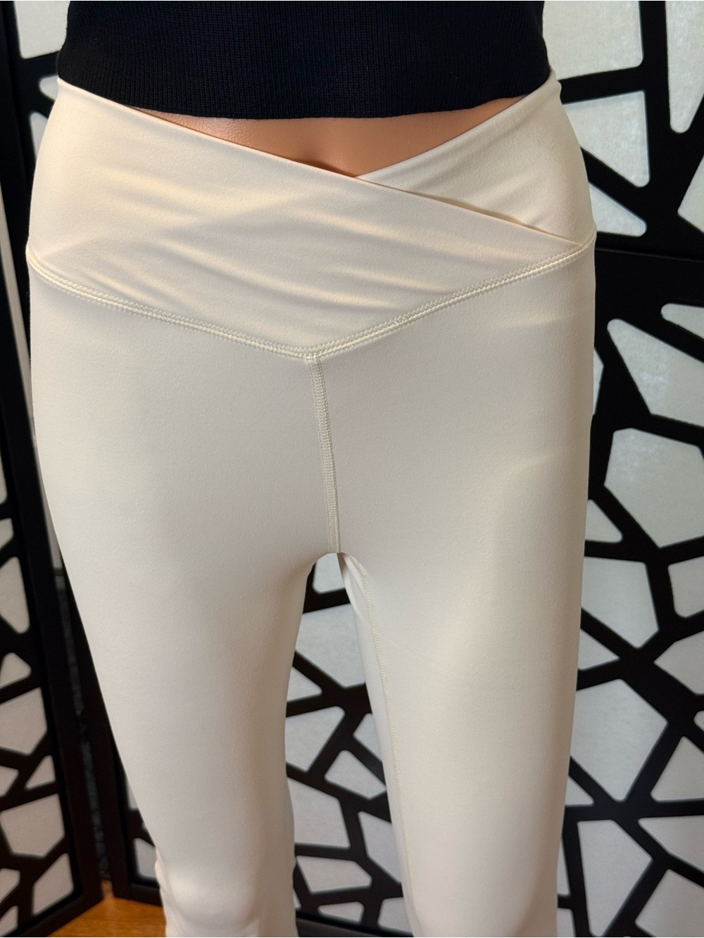 TicToc Crossover Waist Band Flare Leggings. Ecru color. NWT - Picture 5 of 8